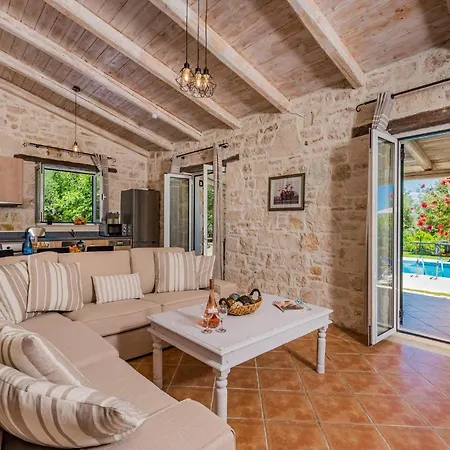 别墅 Rizolia Epta By Lithakia (Zakynthos)